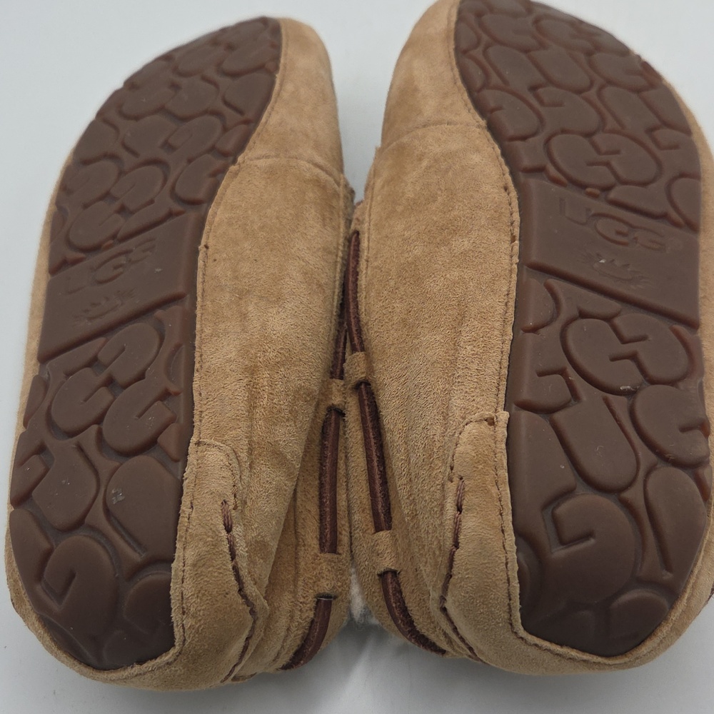 UGG Chestnut Tasman Moccasins - Picture 6 of 8